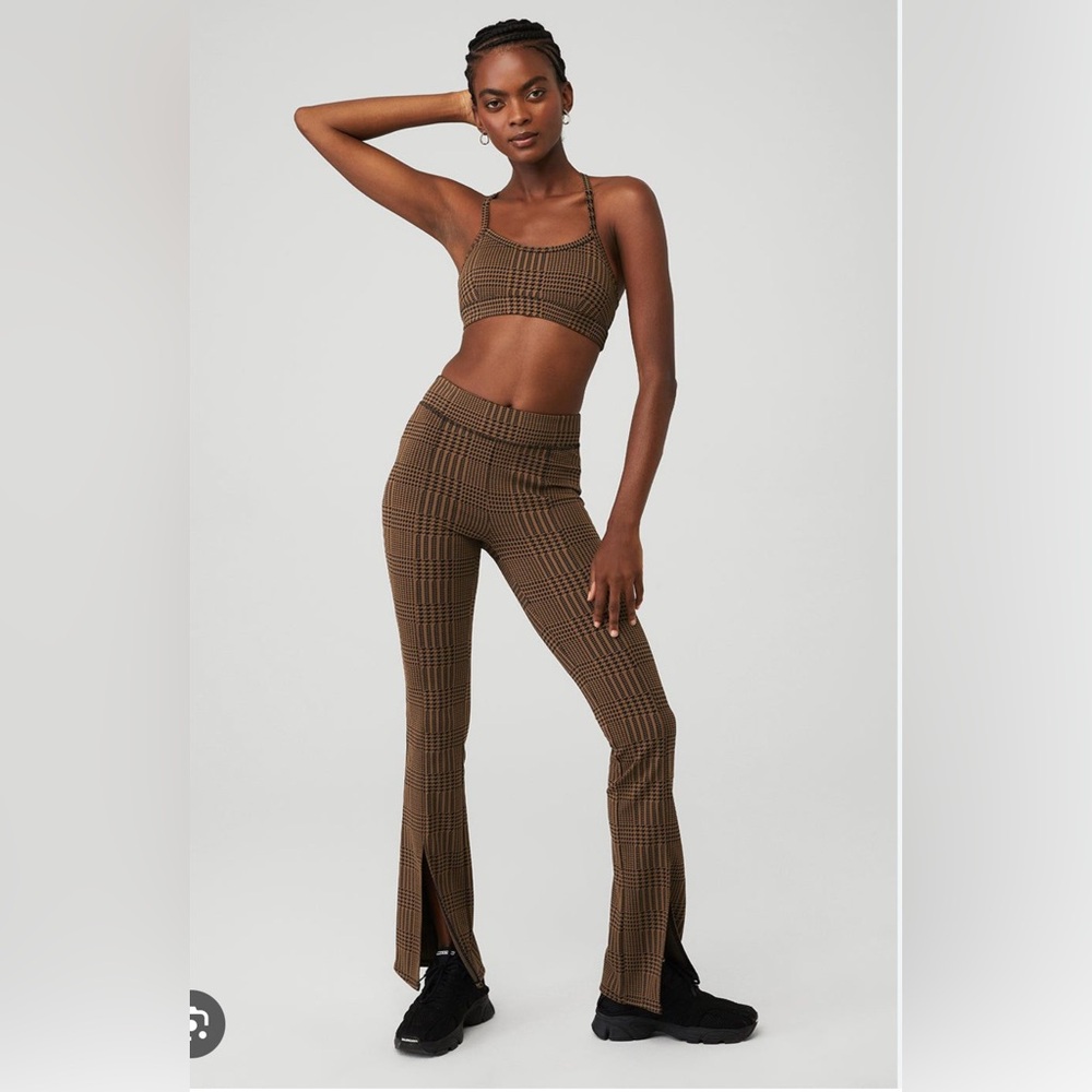 ALO Yoga Jacquard Glenplaid Gratitude Bra M & Flutter legging XS Set. EUC